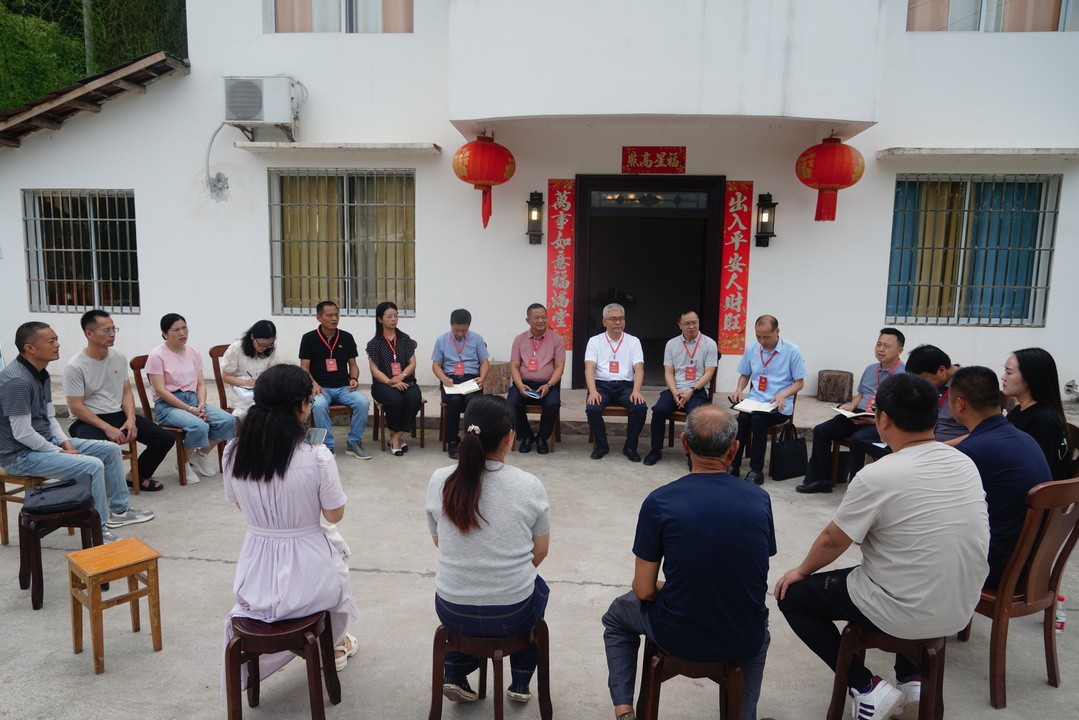 区政协开展“渝事好商量·碚有幸福感”现场协商活动