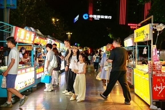 257个流动摊贩在此“安家” 北碚这家夜市一年变化很明显