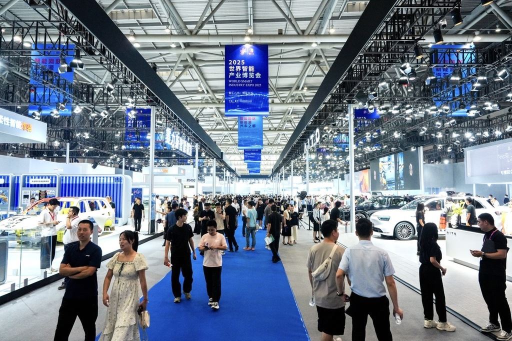 北碚区12家企业亮相2025世界智能产业博览会