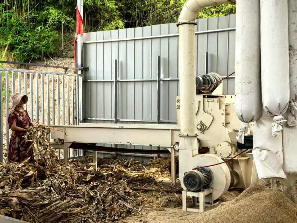 秸秆变成“香饽饽”  全区首家生物颗粒加工厂投产运营