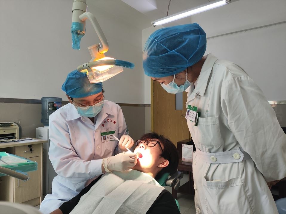 全国爱牙日：健康口腔 幸福生活