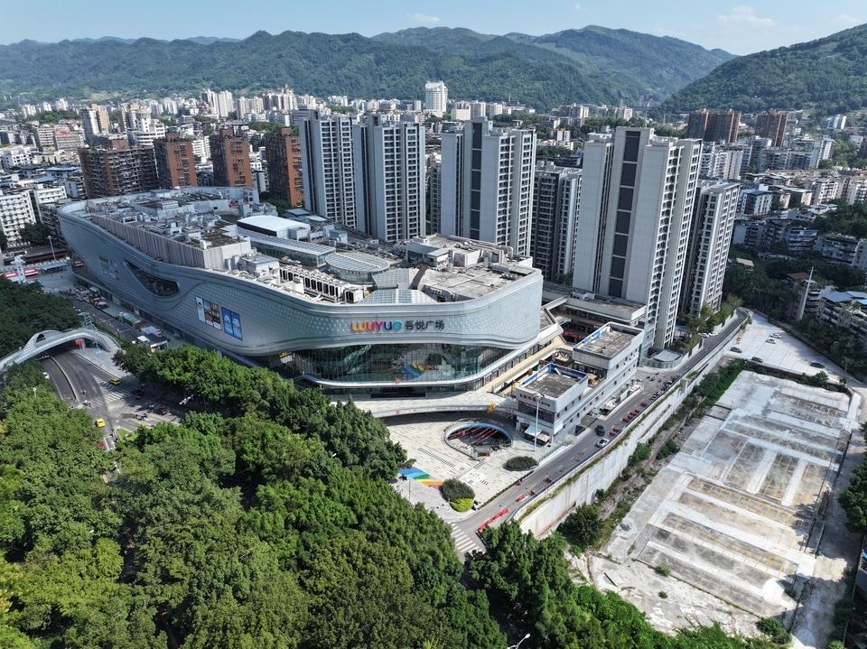 天生街道新增月亮田停车场 200个车位解民忧