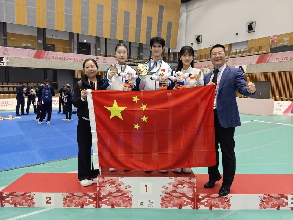 听障奥运会跆拳道赛场传捷报