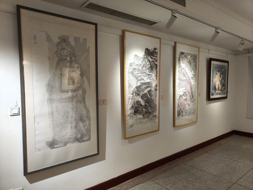 重庆市美术馆联盟美术作品巡展走进北碚