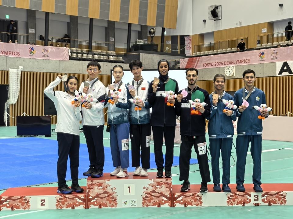 无声世界 跆拳有道! 北碚职教中心运动员听障奥运会夺金创历史