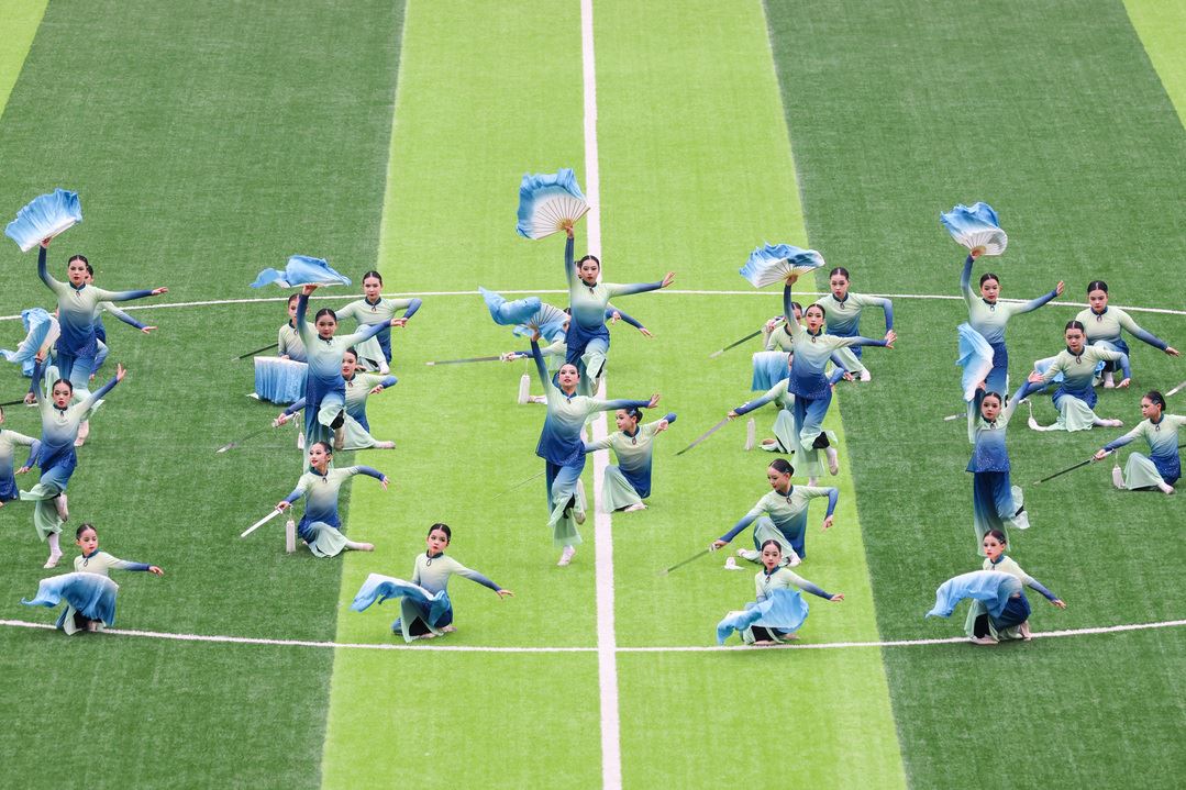 《少年江河志》亮相渝超赛场