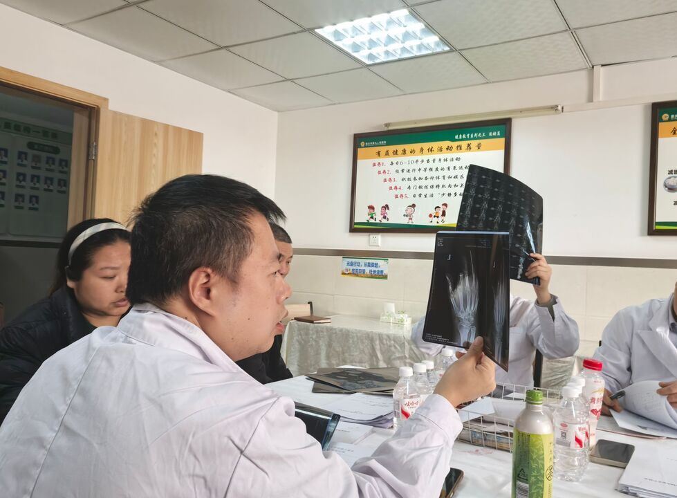 节前“特事特办” 服务直达民心  区社保中心增开工伤劳动能力集中鉴定专场