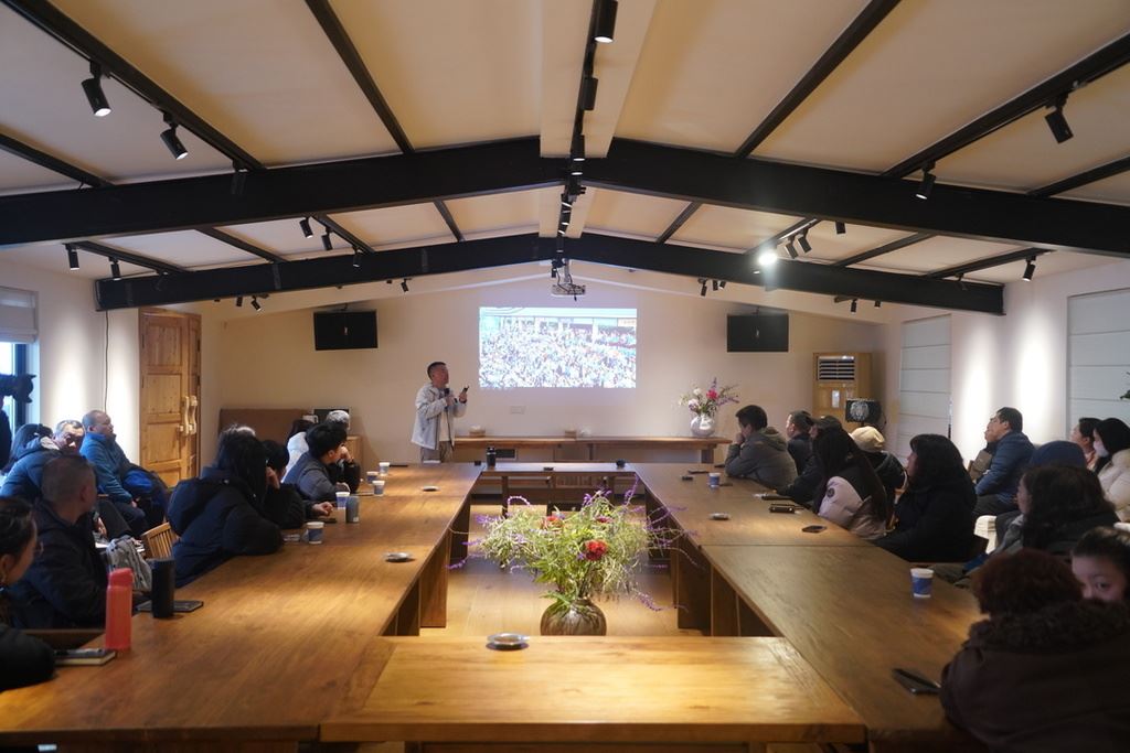 我区举行缙云山乡村生态民宿集群村民院坝会