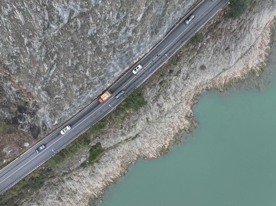 北碚区S542线鹰嘴岩路段地质灾害整治工程完工