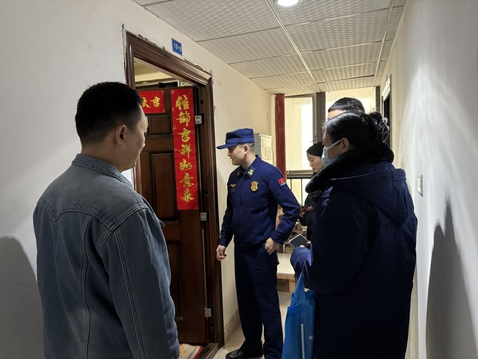 歇马街道联合区消防救援支队开展消防安全宣传活动