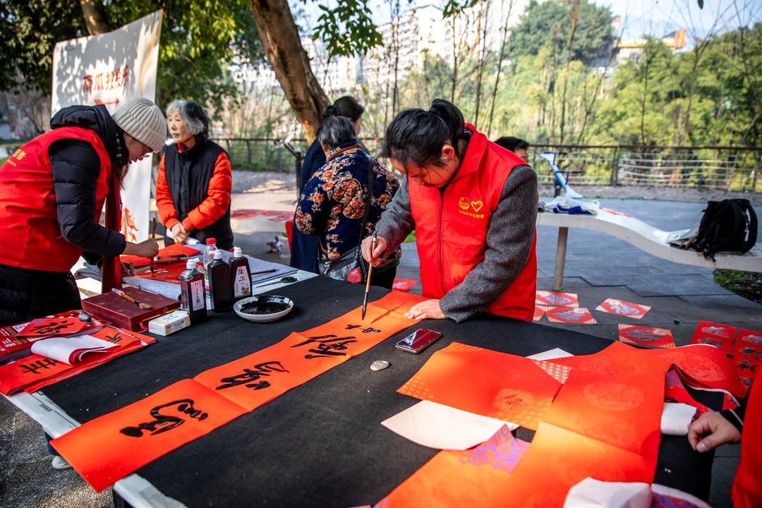 朝阳街道新房子社区开展喜迎新春游园活动